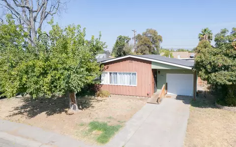 2540 W Iris Ave, Visalia, CA 93277 photo 5