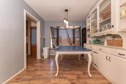 2540 W Iris Ave, Visalia, CA 93277 photo 9