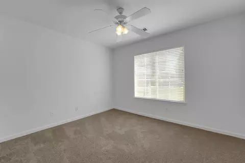 504 E Dove Ct, Visalia, CA 93292 photo 23