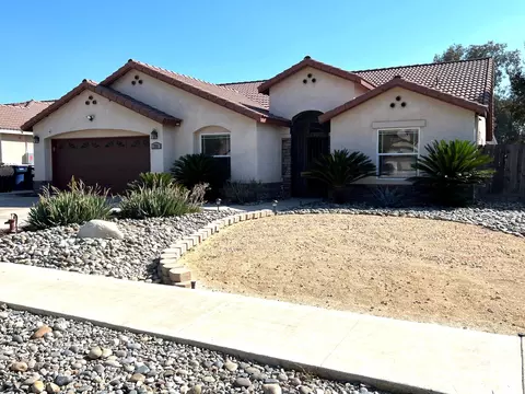 735 Lassen Ave, Tulare, CA 93274