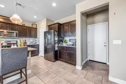3374 Spring Sails Ave, Tulare, CA 93274 photo 7