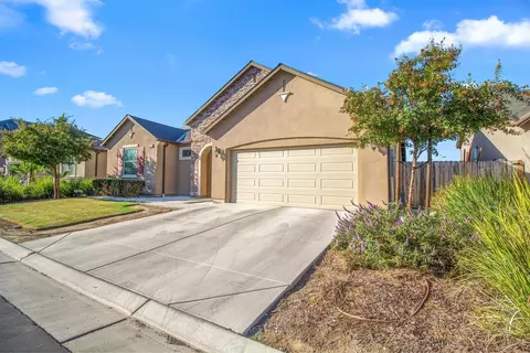 3374 Spring Sails Ave, Tulare, CA 93274 photo 3