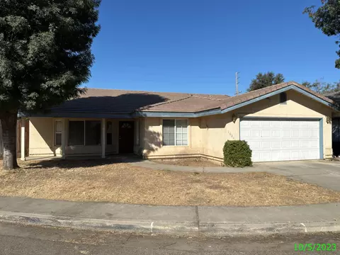 1021 N Sumter Ct, Visalia, CA 93292