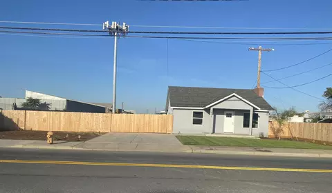 1679 S O St, Tulare, CA 93274