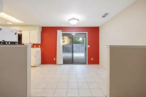 2574 Portals Ave, Clovis, CA 93611 photo 11