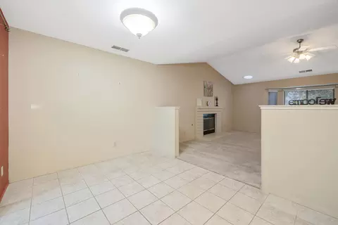 2574 Portals Ave, Clovis, CA 93611 photo 14
