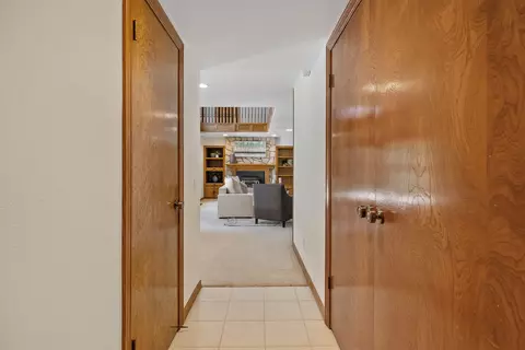 Entry Way - 676 Sol Rd, Visalia, CA 93292 photo 9 of 9