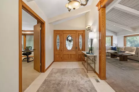 Entry Way - 676 Sol Rd, Visalia, CA 93292 photo 1 of 9