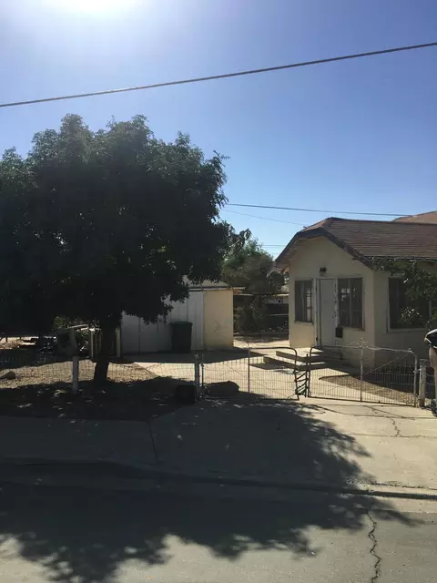 720 E San Joaquin St, Avenal, CA 93204 photo 4