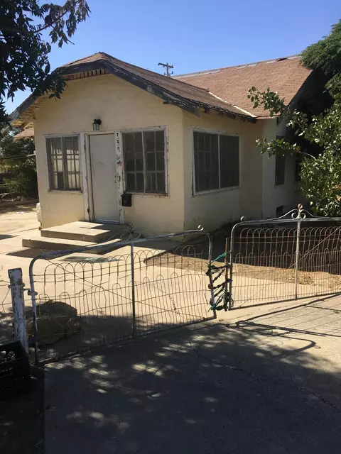 720 E San Joaquin St, Avenal, CA 93204 photo 2