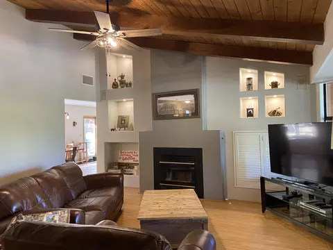 41011 Meadow Dr, Three Rivers, CA 93271 photo 7