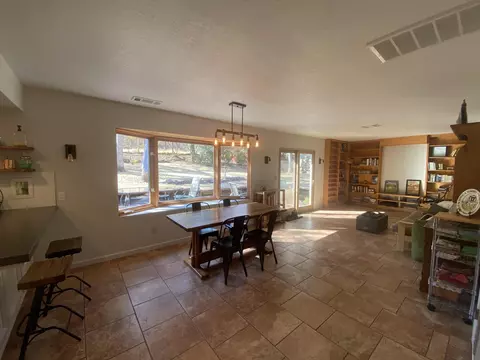 41011 Meadow Dr, Three Rivers, CA 93271 photo 9