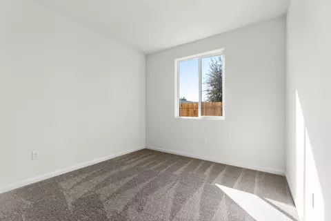 3331 E Beech Ave, Visalia, CA 93292 photo 7