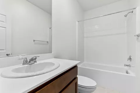 3331 E Beech Ave, Visalia, CA 93292 photo 6
