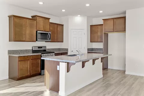 3331 E Beech Ave, Visalia, CA 93292 photo 16