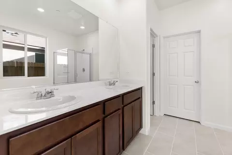 3331 E Beech Ave, Visalia, CA 93292 photo 23