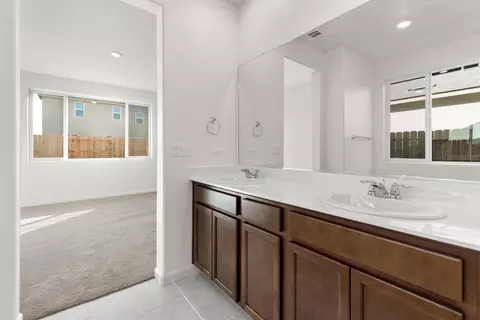 3331 E Beech Ave, Visalia, CA 93292 photo 24