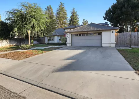 814 Meadow Ave, Exeter, CA 93221