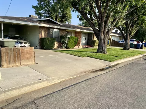552 N Blackstone St #556, Tulare, CA 93274