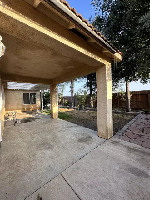 1775 Castle Way, Lemoore, CA 93245 photo 13