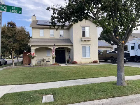 4422 W Redding Ct, Visalia, CA 93277