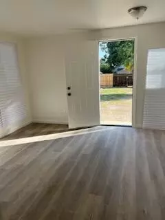 146 S E St, Tulare, CA 93274 photo 23