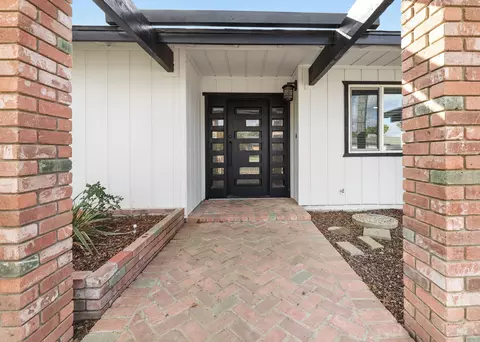 3515 W Iris Ave, Visalia, CA 93277 photo 5