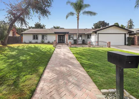 3515 W Iris Ave, Visalia, CA 93277 photo 3