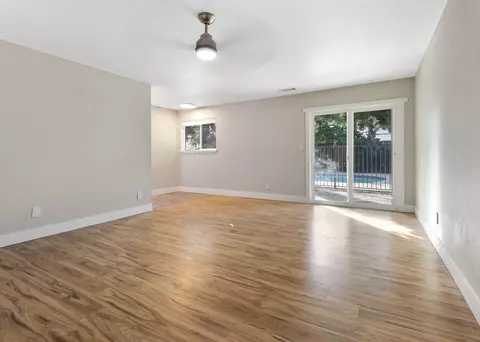 3515 W Iris Ave, Visalia, CA 93277 photo 29