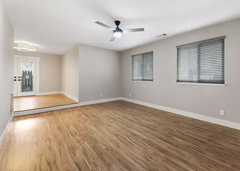 3515 W Iris Ave, Visalia, CA 93277 photo 8