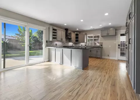 3515 W Iris Ave, Visalia, CA 93277 photo 12