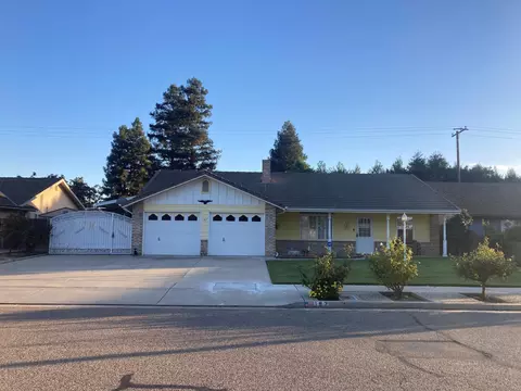197 Mark Twain Ave, Tulare, CA 93274