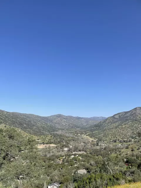 E Mynatt Drive, Three Rivers, CA 93271 photo 2