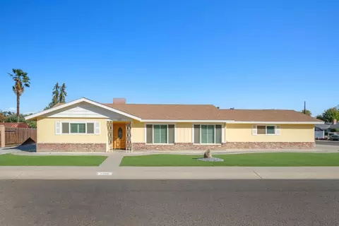 3400 W Mccormick Dr, Visalia, CA 93277