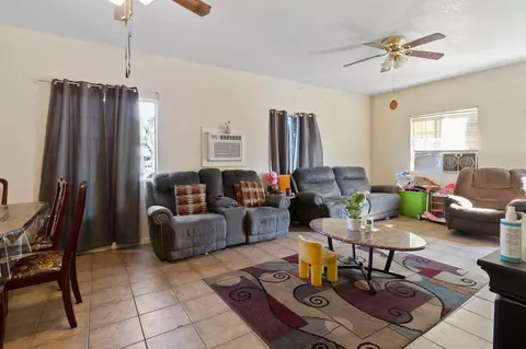 200 Park St, Madera, CA 93637 photo 4