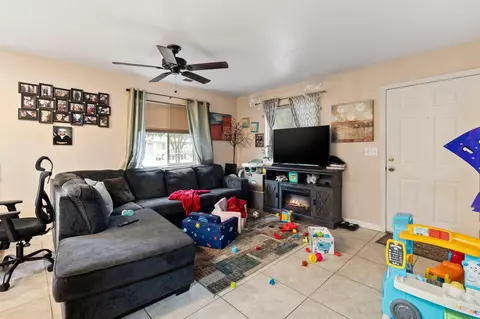 200 Park St, Madera, CA 93637 photo 20