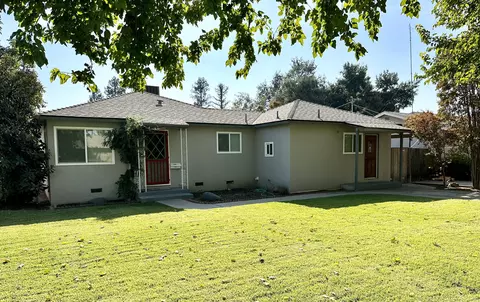 608 Powell Ave, Exeter, CA 93221