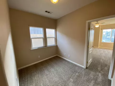 1646 E Victor Ave, Visalia, CA 93292 photo 28