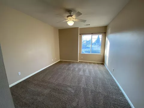 1646 E Victor Ave, Visalia, CA 93292 photo 29