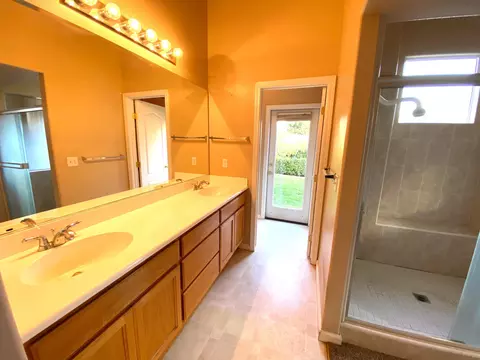 1646 E Victor Ave, Visalia, CA 93292 photo 18