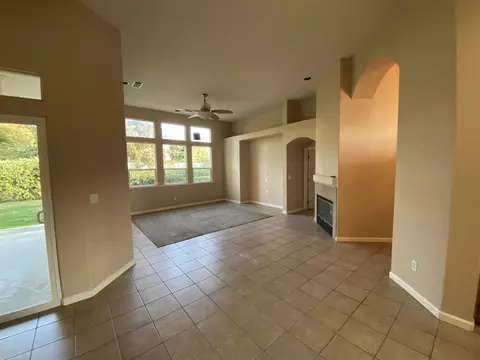 1646 E Victor Ave, Visalia, CA 93292 photo 7