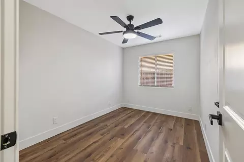 240 S Orange Ave, Exeter, CA 93221 photo 14