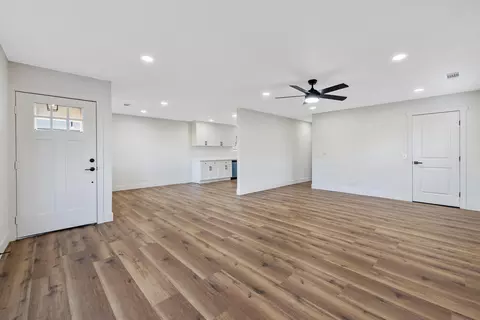 240 S Orange Ave, Exeter, CA 93221 photo 5