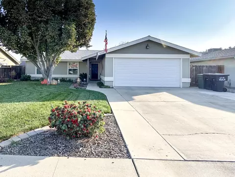5113 W Heritage Ave, Visalia, CA 93277