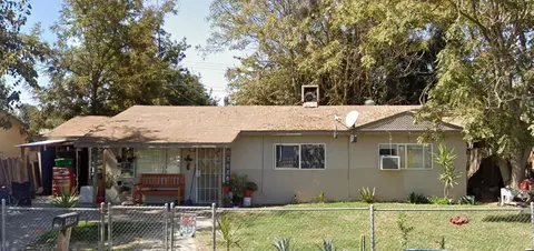 11654 Shaw Pl, Hanford, CA 93230