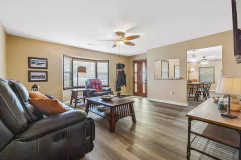 2507 E College Ave, Visalia, CA 93292 photo 2