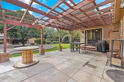 2507 E College Ave, Visalia, CA 93292 photo 40