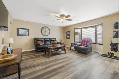 2507 E College Ave, Visalia, CA 93292 photo 11