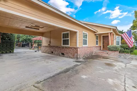 2507 E College Ave, Visalia, CA 93292 photo 8