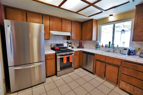 955 Murphy Dr, Lemoore, CA 93245 photo 12